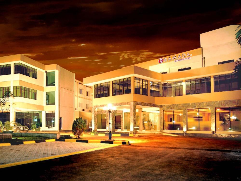 Ramada Katunayake Katunayaka Exterior foto